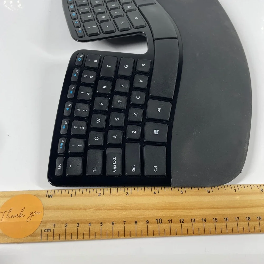 NO KEY Microsoft Sculpt Ergonomic Keyboard 1559 Black Wireless Split Keypad